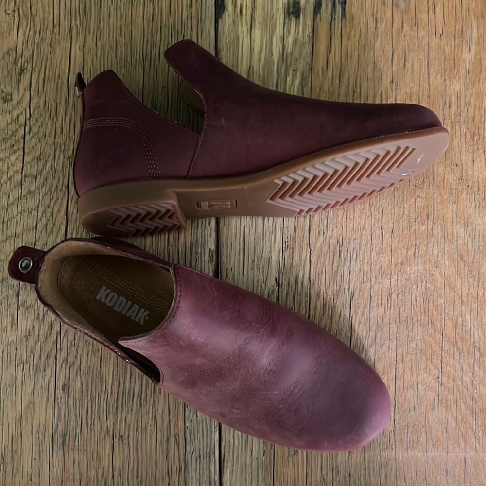 Kodiak booties size 5